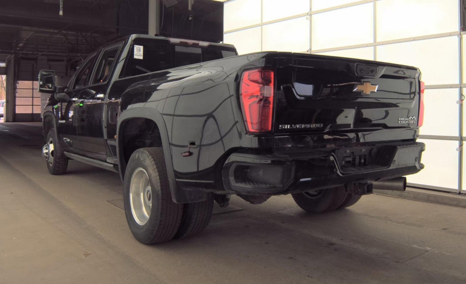 Used 2023 Chevrolet Silverado 3500 High Country w/ Safety Package II AWD/4WD image 6