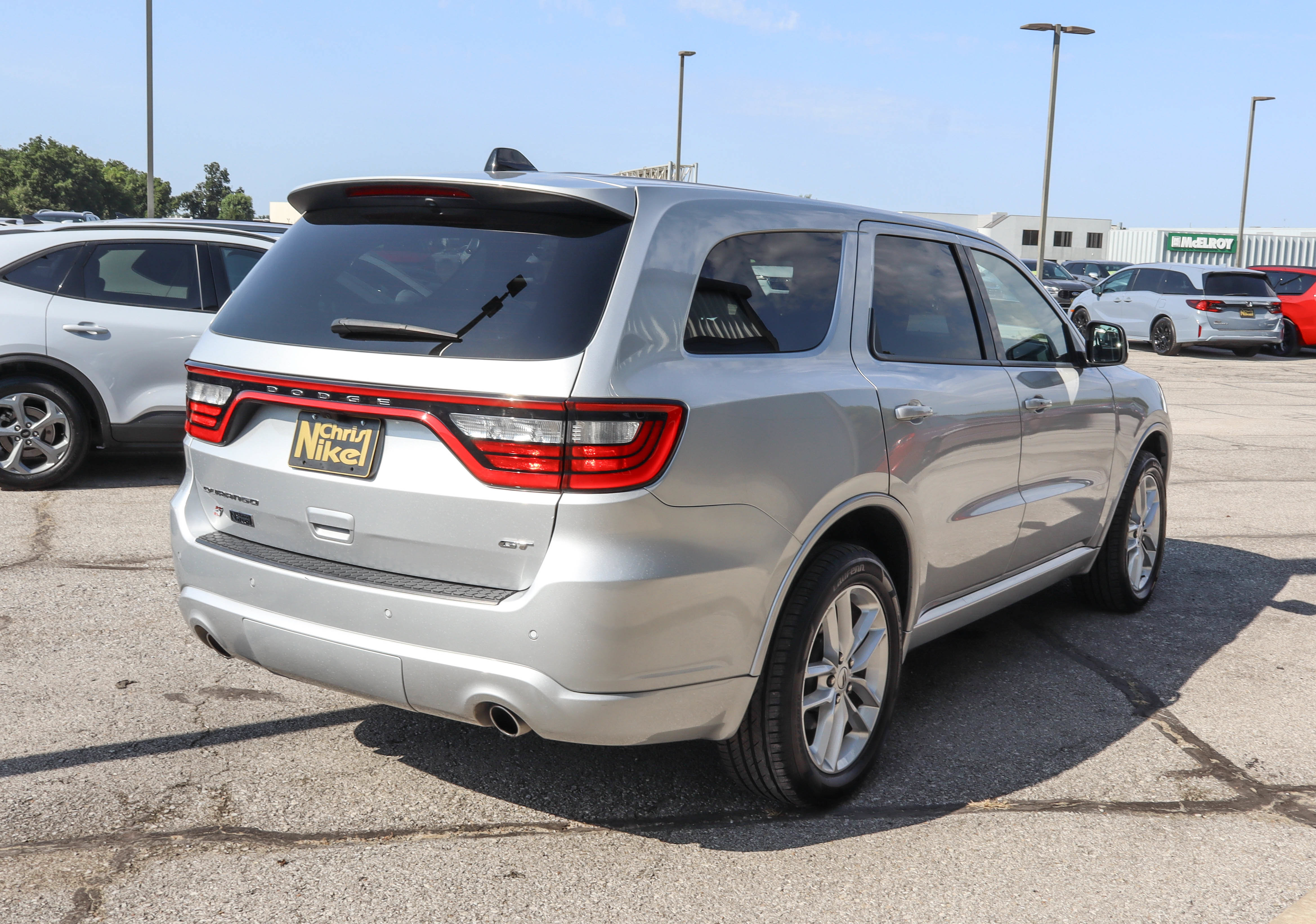 Used 2025 Dodge Durango GT AWD/4WD image 4