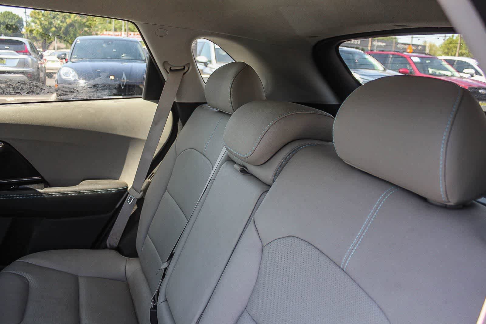 Used 2019 Kia Niro Touring image 24