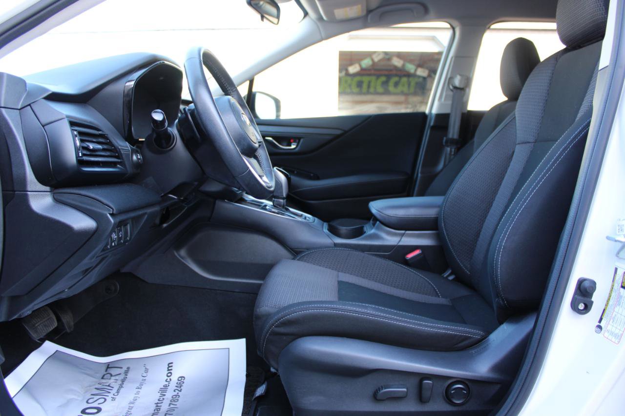 Used 2024 Subaru Outback Premium AWD/4WD image 17