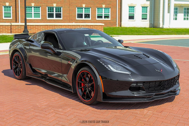 Used 2016 Chevrolet Corvette Z06 w/ Z07 Performance Package RWD image 12