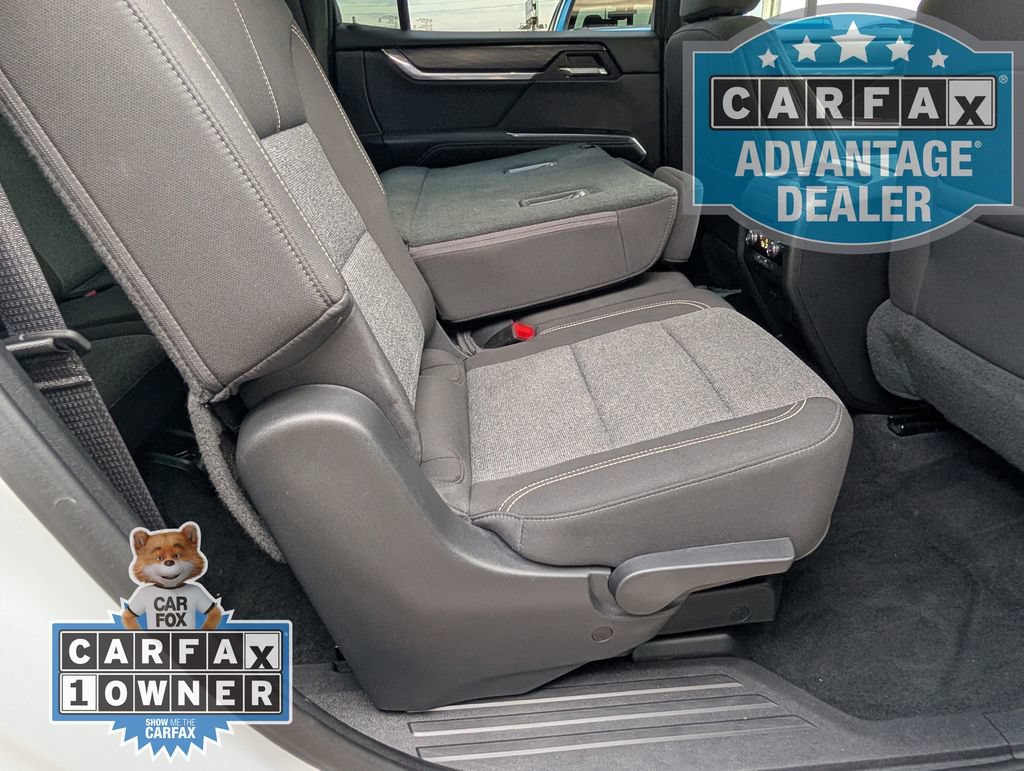 Used 2025 GMC Acadia Elevation FWD image 24