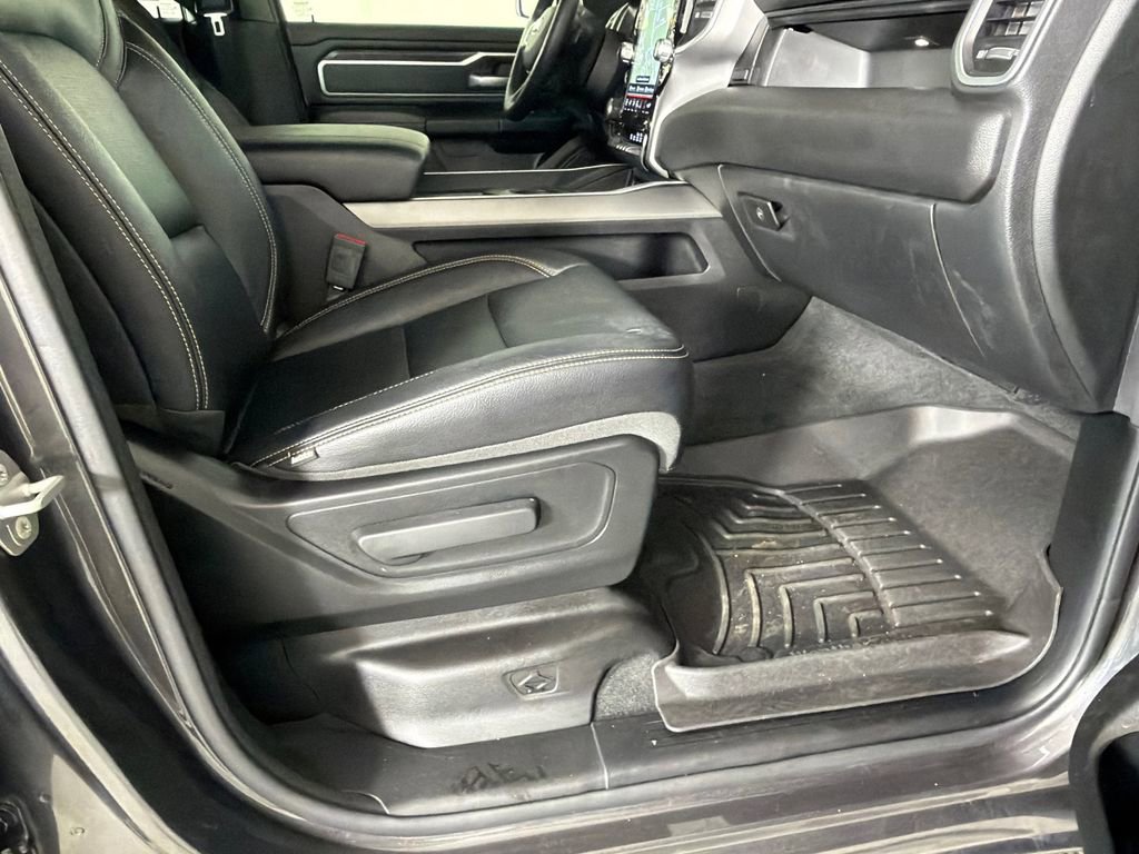 Used 2021 RAM 1500 Big Horn image 14