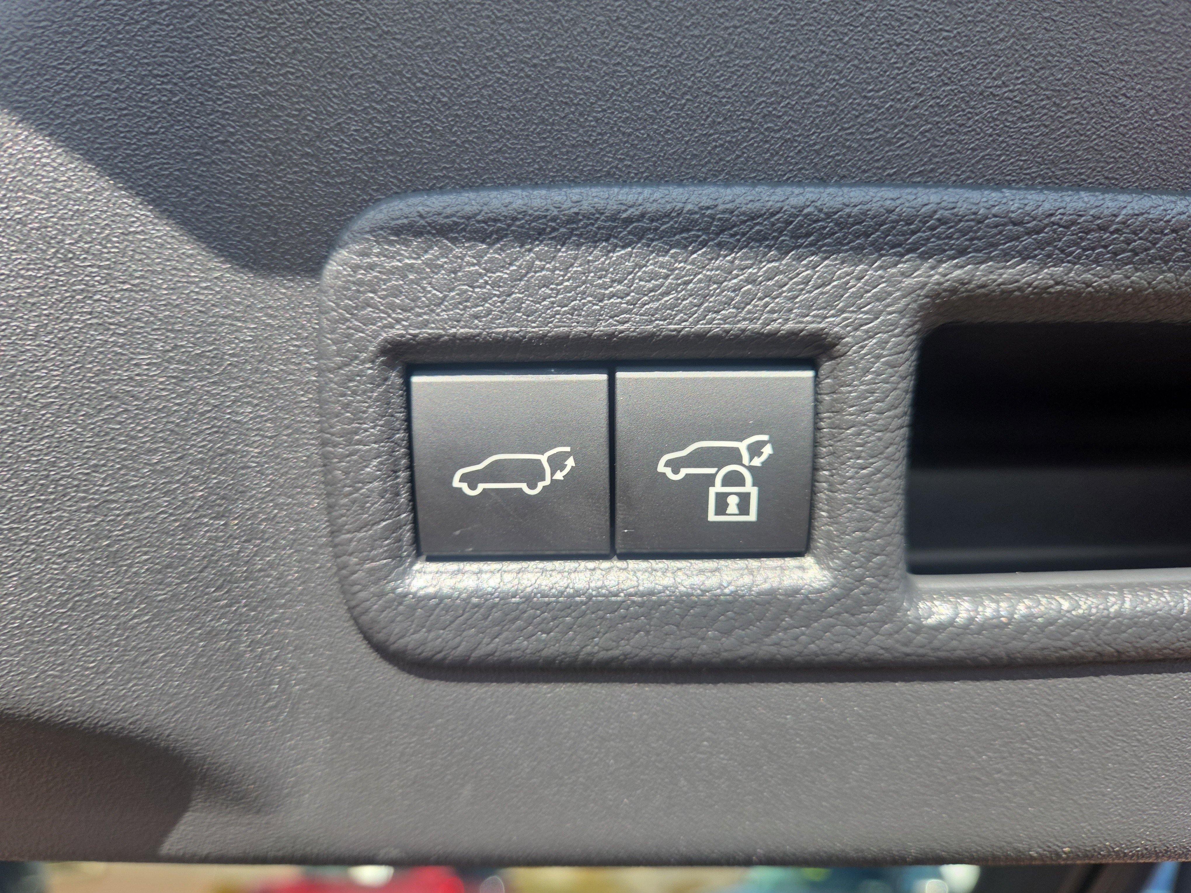 Certified 2026 Toyota bZ XLE AWD image 33