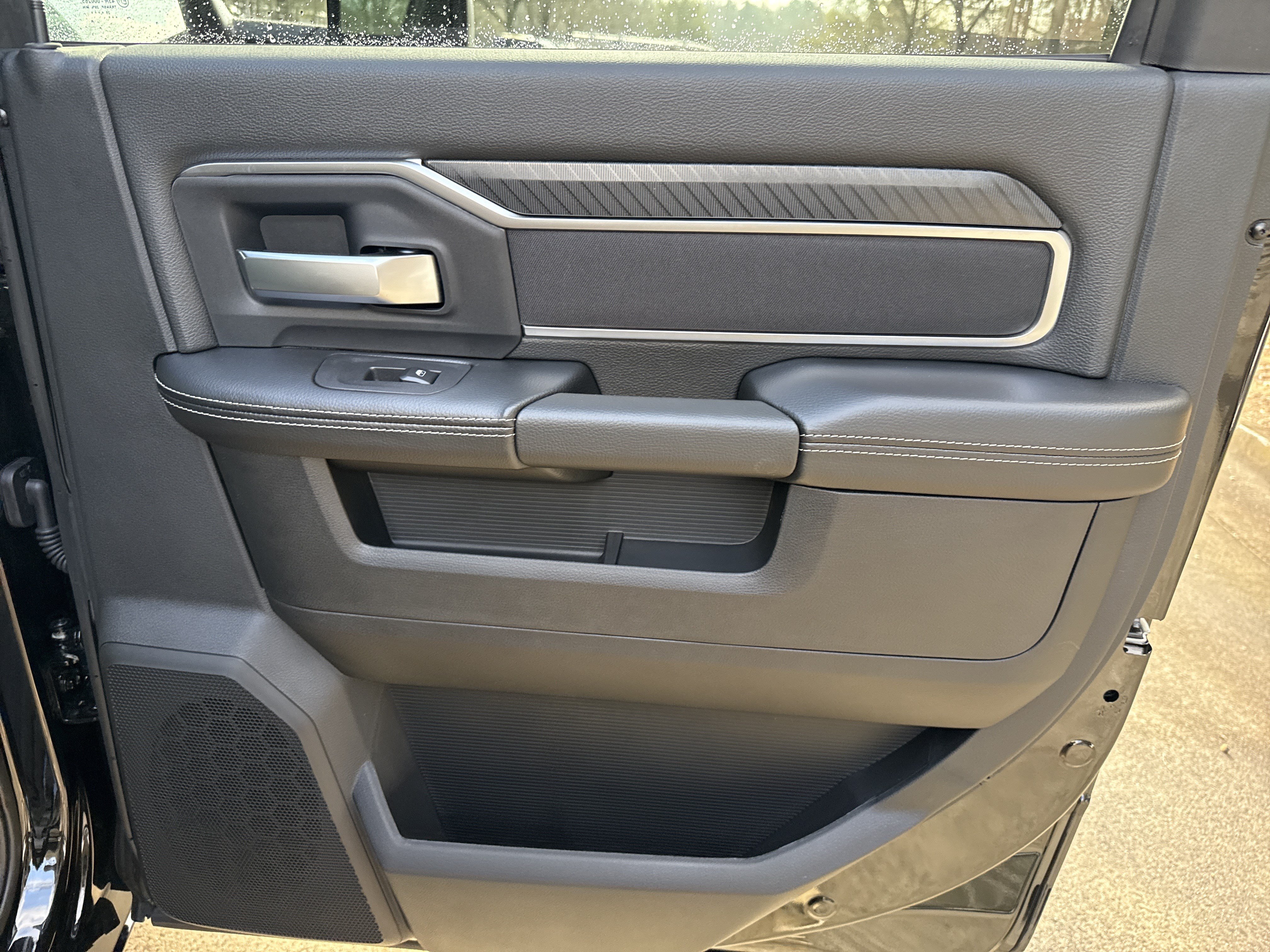 New 2026 RAM 3500 Big Horn AWD/4WD image 18
