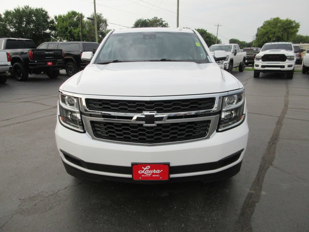 Used 2018 Chevrolet Suburban LT RWD image 13