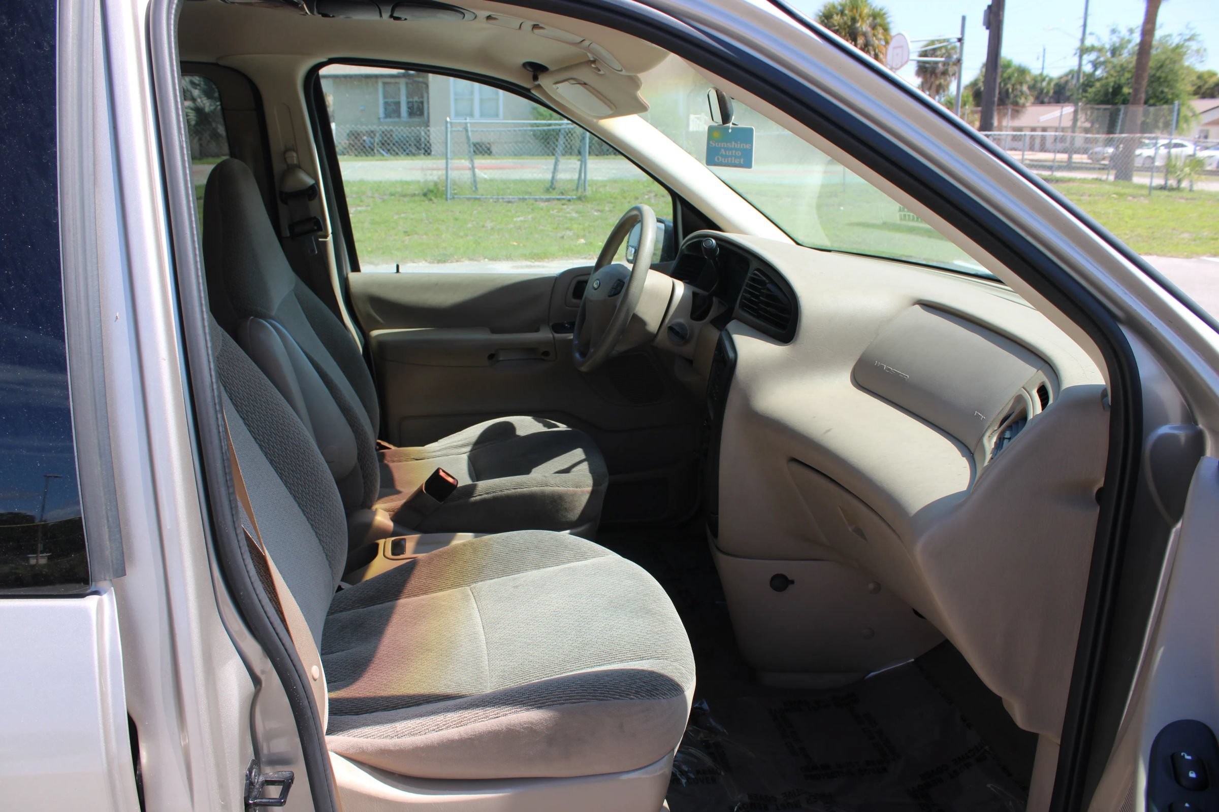 Used 2003 Ford Windstar LX FWD image 23