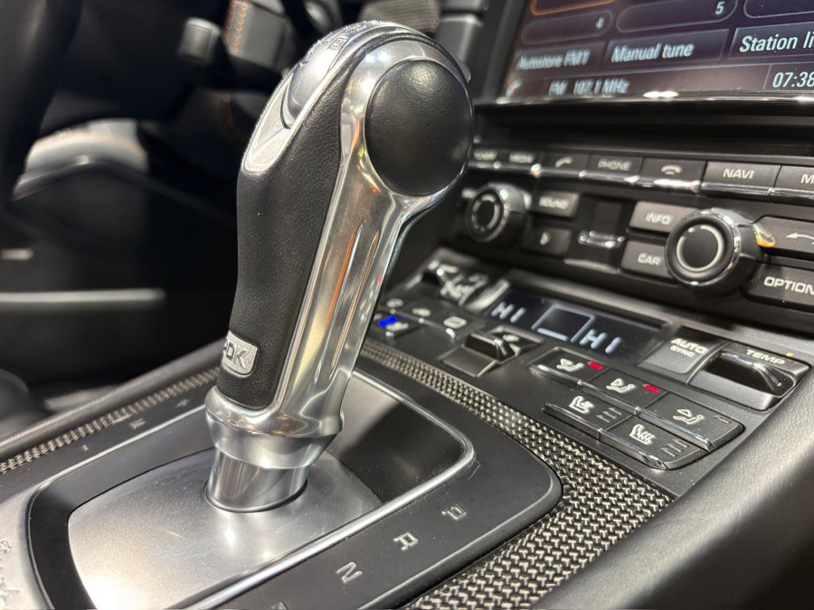 Used 2014 Porsche 911 Turbo S image 18