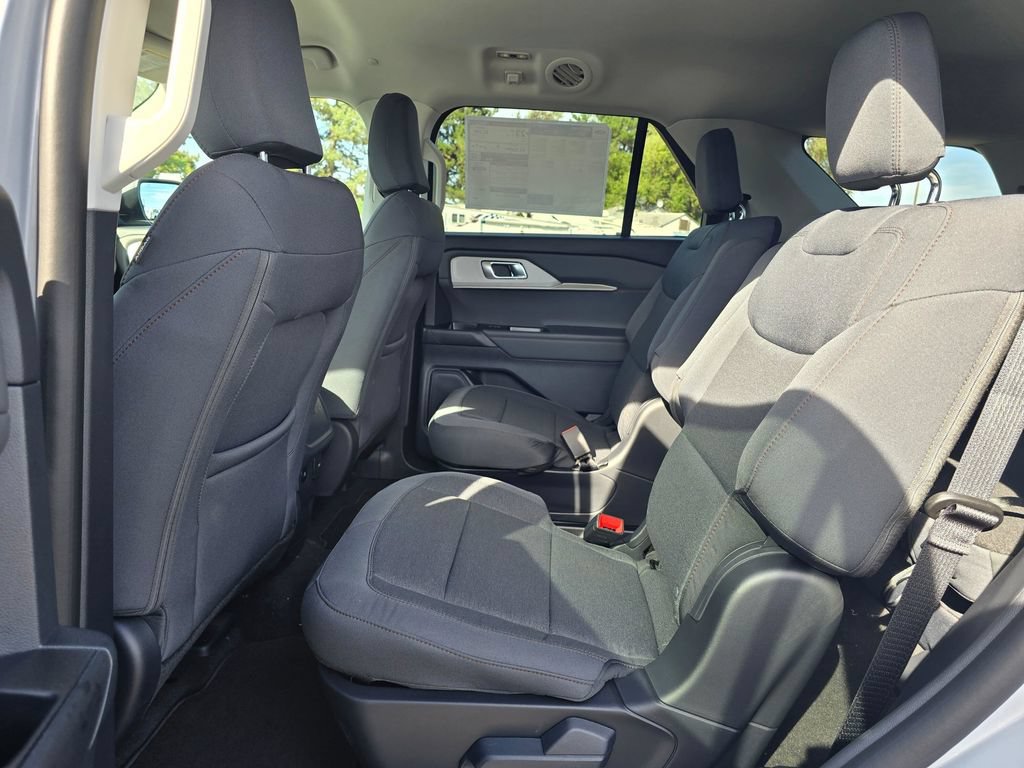New 2026 Ford Explorer Active AWD/4WD image 12