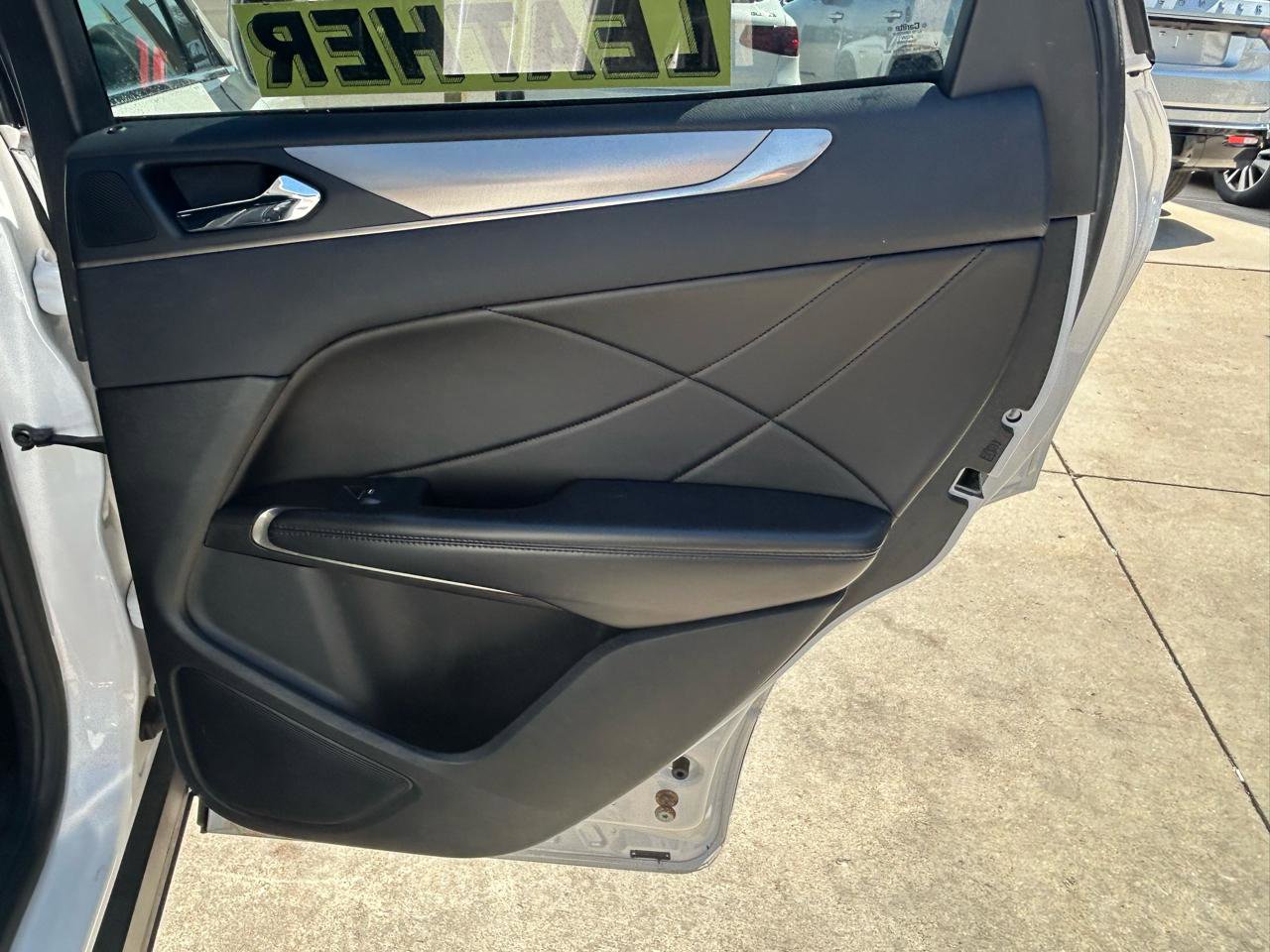 Used 2017 Lincoln MKC Select w/ Select Plus Package image 15