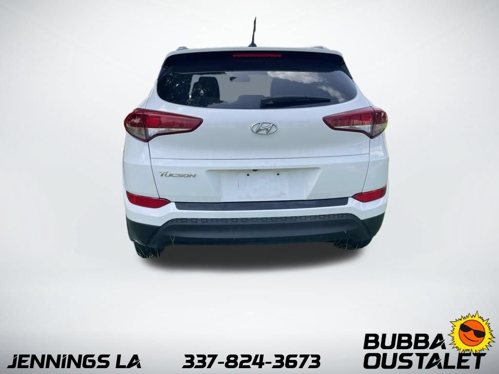 Used 2016 Hyundai Tucson SE w/ Option Group 02 FWD image 4