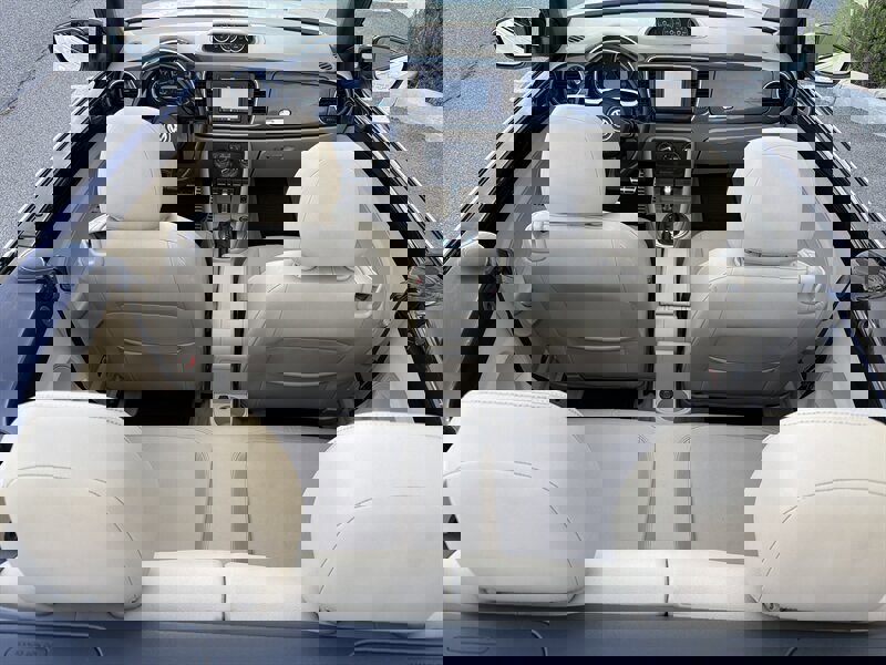 Used 2013 Volkswagen Beetle 2.0T image 16