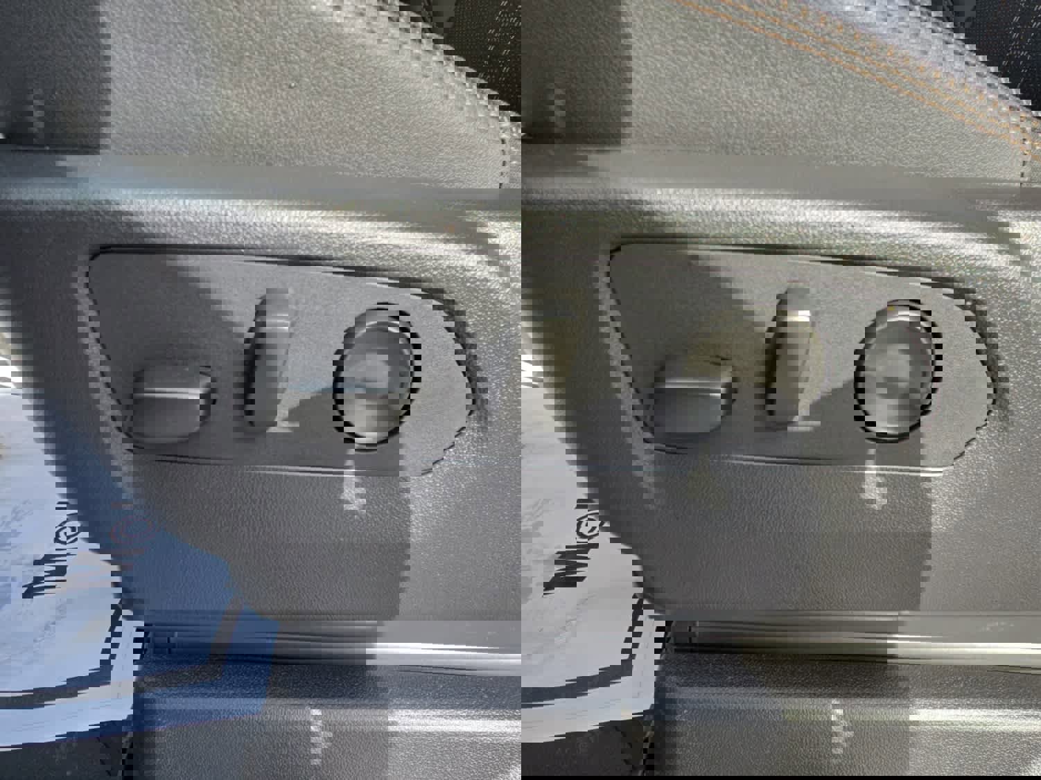 New 2026 Chevrolet Suburban High Country image 17