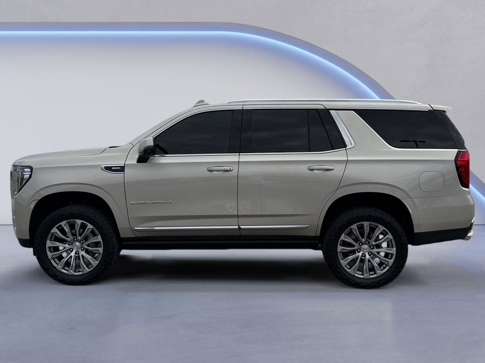 Used 2023 GMC Yukon Denali w/ Max Trailering Package AWD/4WD image 7