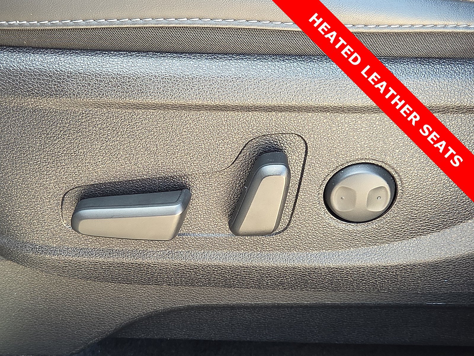 Used 2024 Kia Telluride S FWD image 16