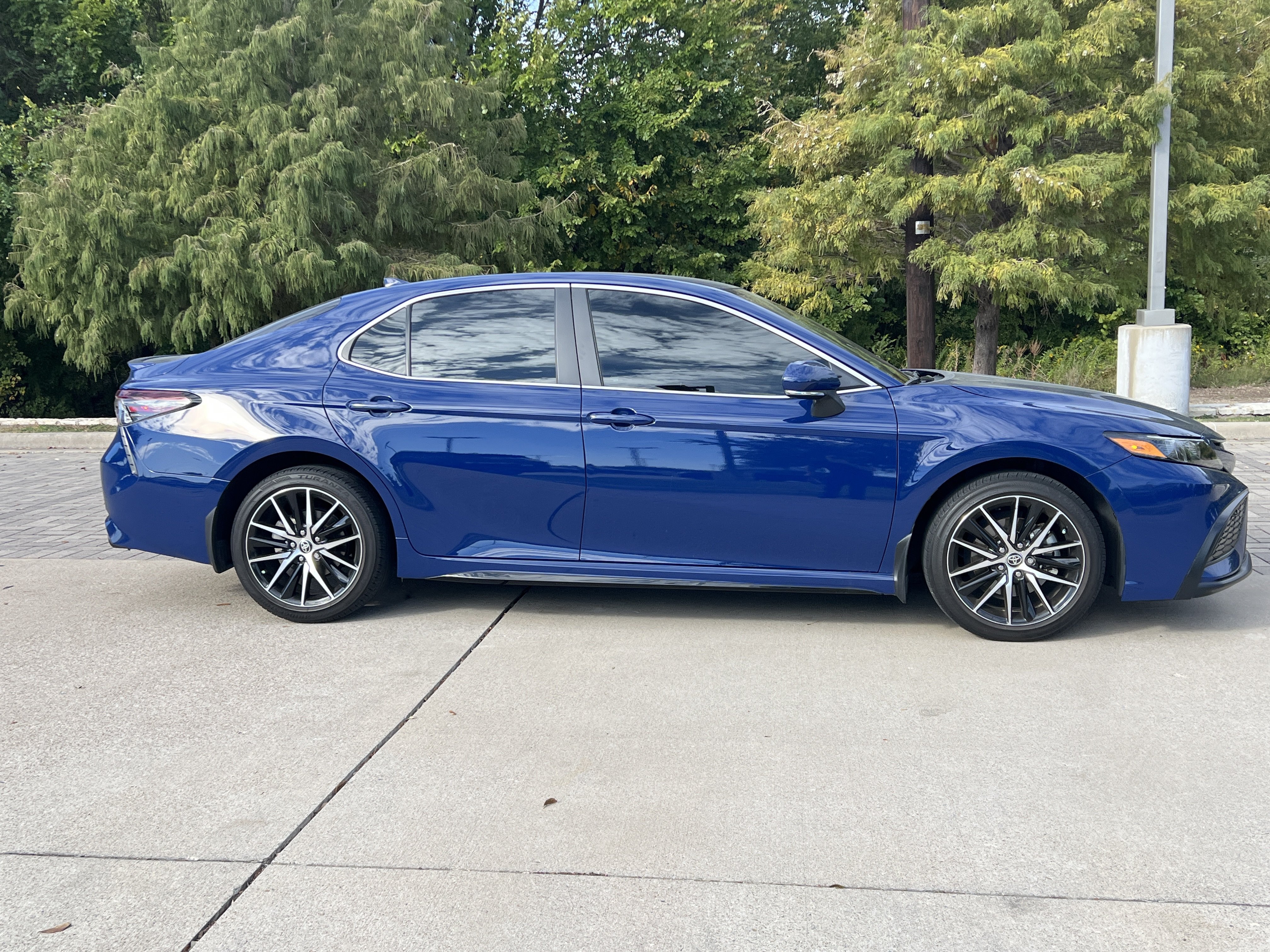 Used 2024 Toyota Camry SE FWD image 10