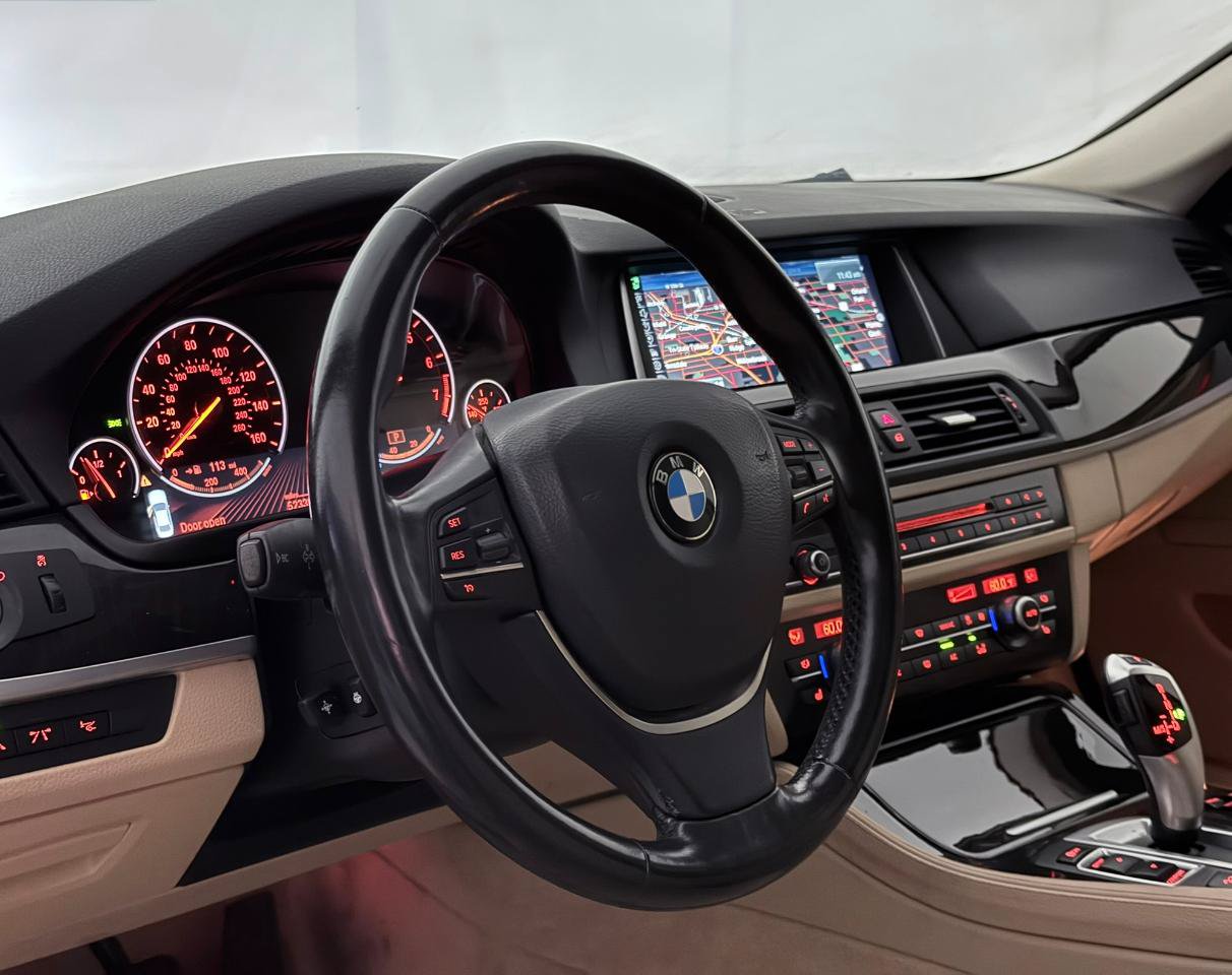Used 2015 BMW 528i xDrive Sedan AWD/4WD image 18