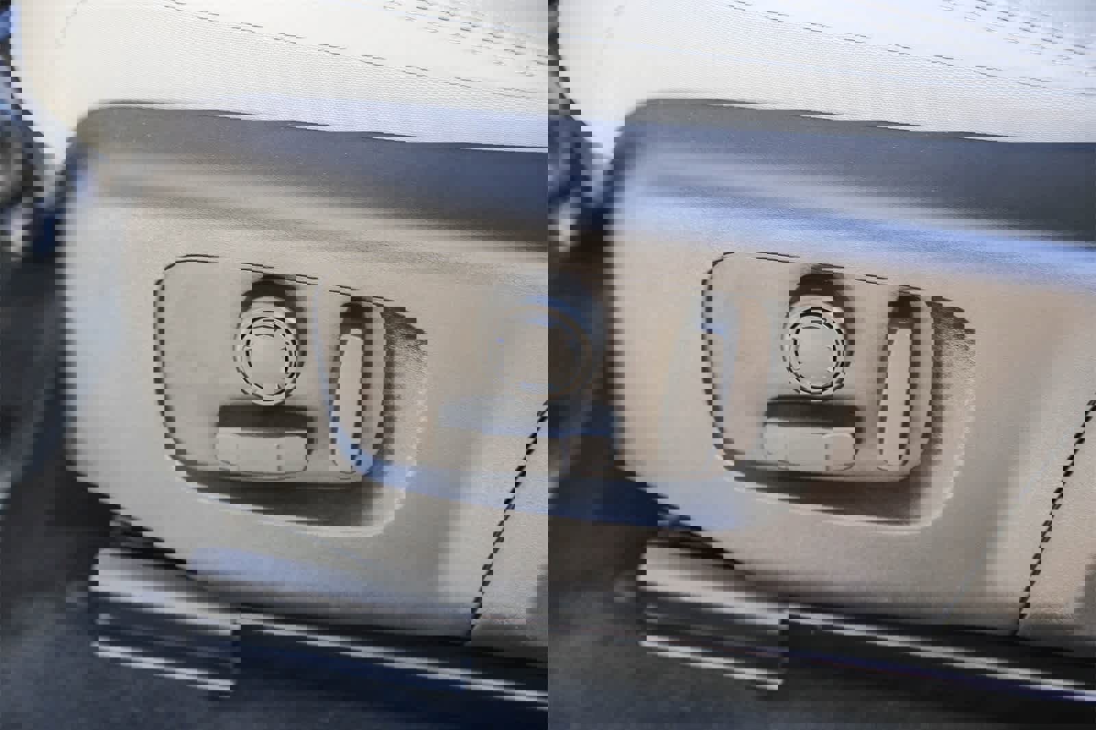 Certified 2025 Land Rover Range Rover Evoque S image 20