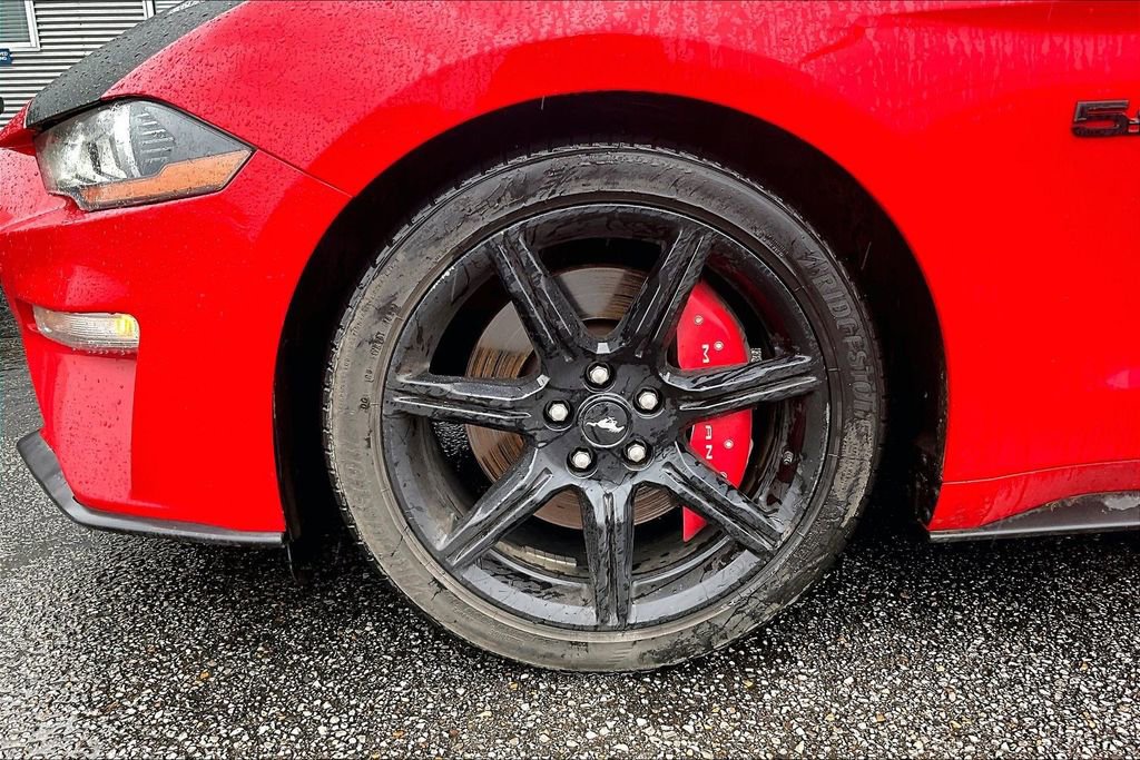Used 2019 Ford Mustang GT w/ Equipment Group 301A image 4