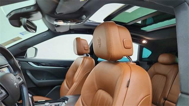 Used 2020 Maserati Levante S image 34