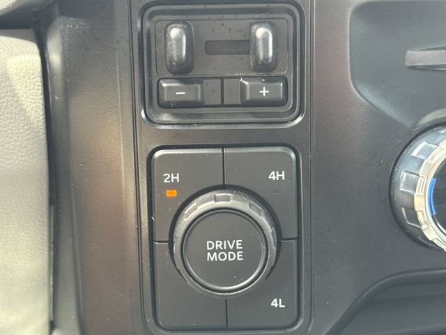 Used 2024 Ford F450 Limited w/ FX4 Off-Road Package AWD/4WD image 22