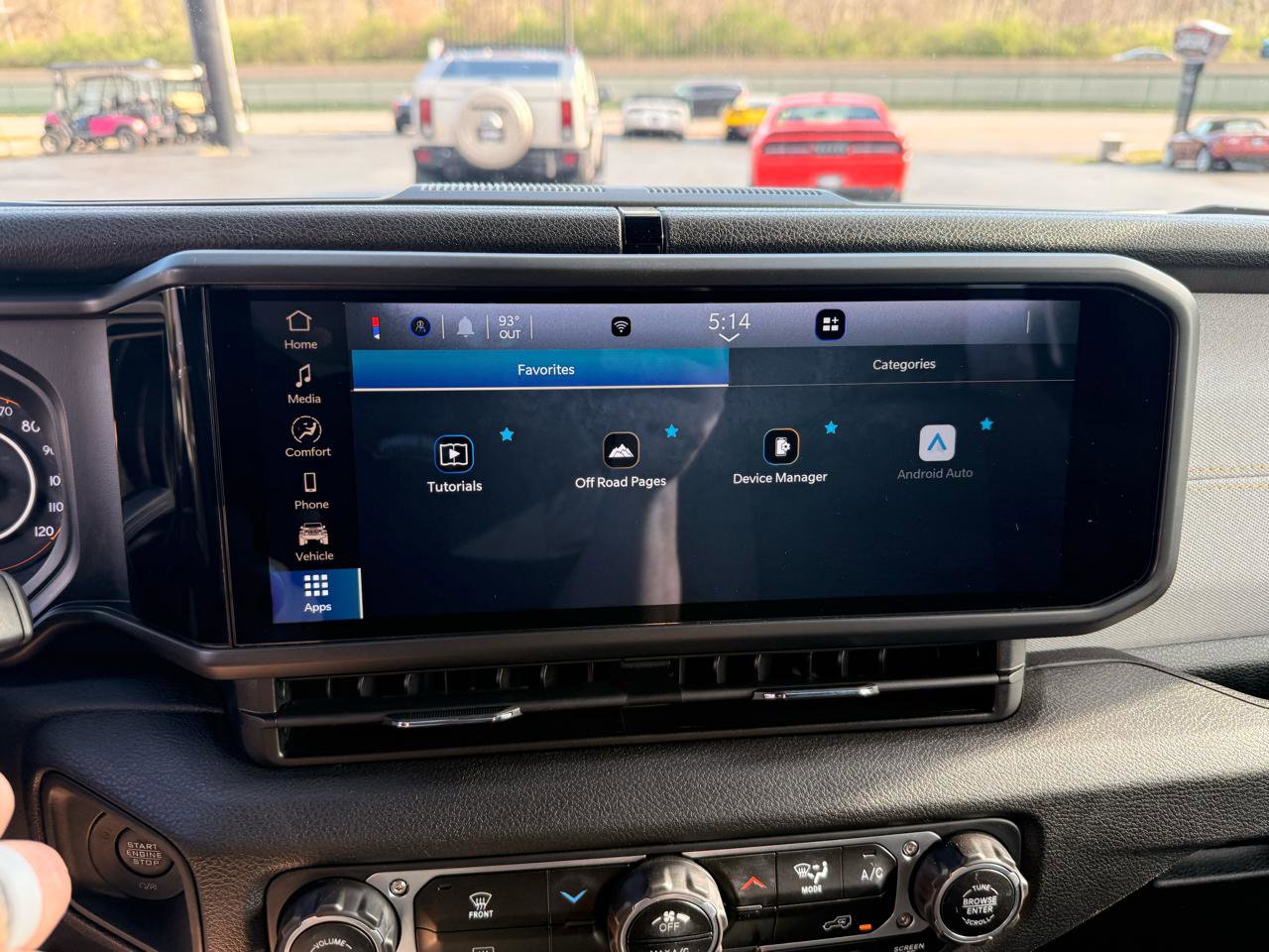 Used 2024 Jeep Wrangler Unlimited Sport image 23