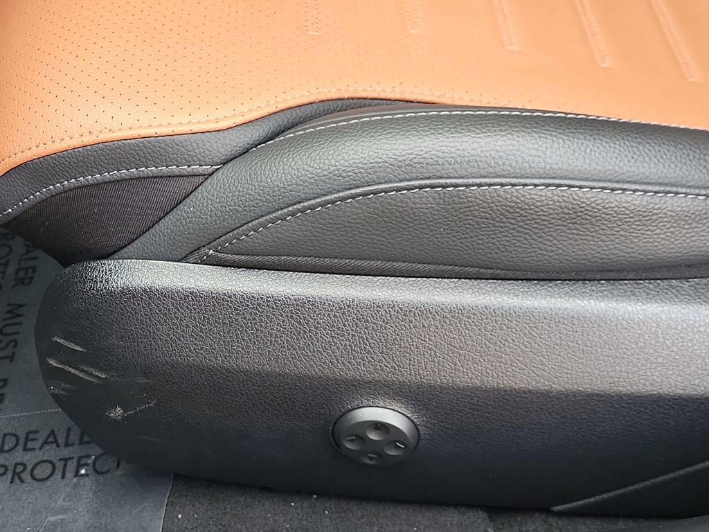 Certified 2023 Mercedes-Benz C 300 4MATIC Sedan image 23