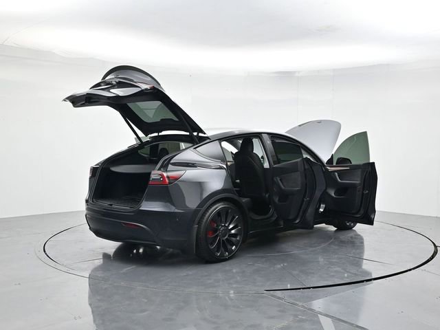Used 2024 Tesla Model Y Performance image 49