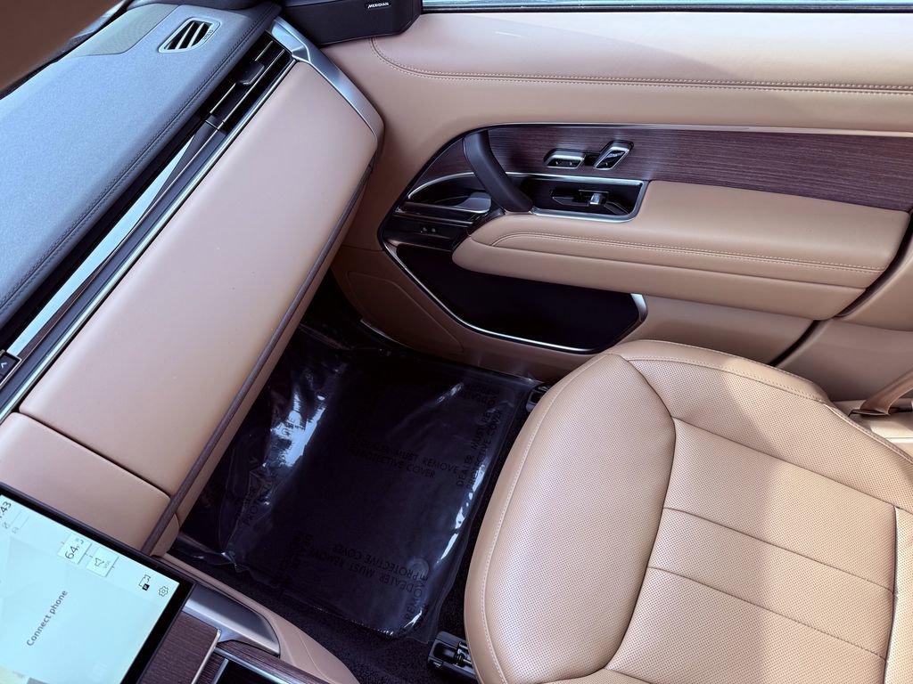 New 2026 Land Rover Range Rover Long Wheelbase SE image 27