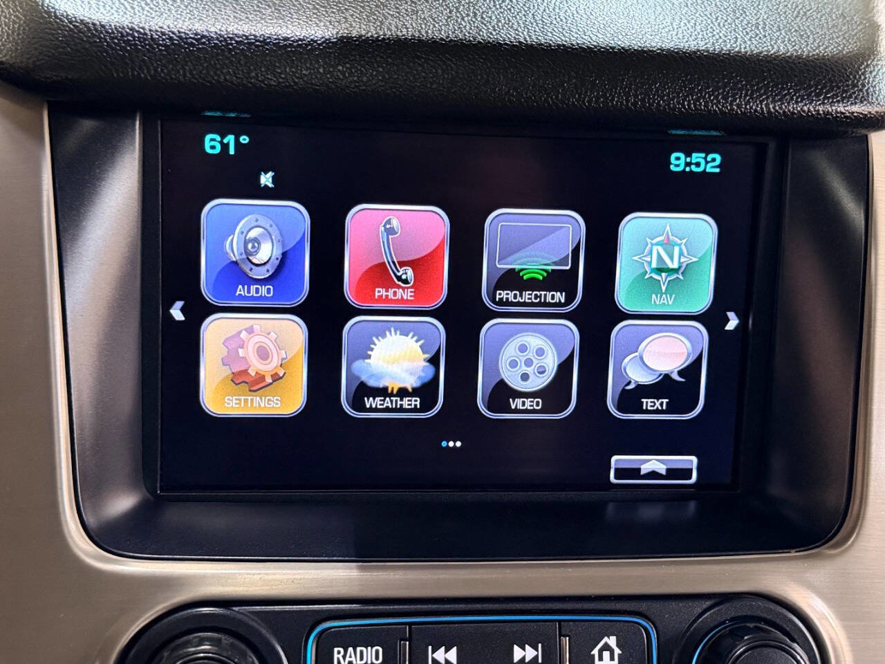 Used 2018 GMC Yukon XL Denali w/ Open Road Package AWD/4WD image 43