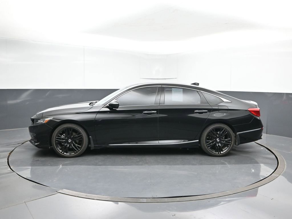 Used 2021 Honda Accord Touring image 2
