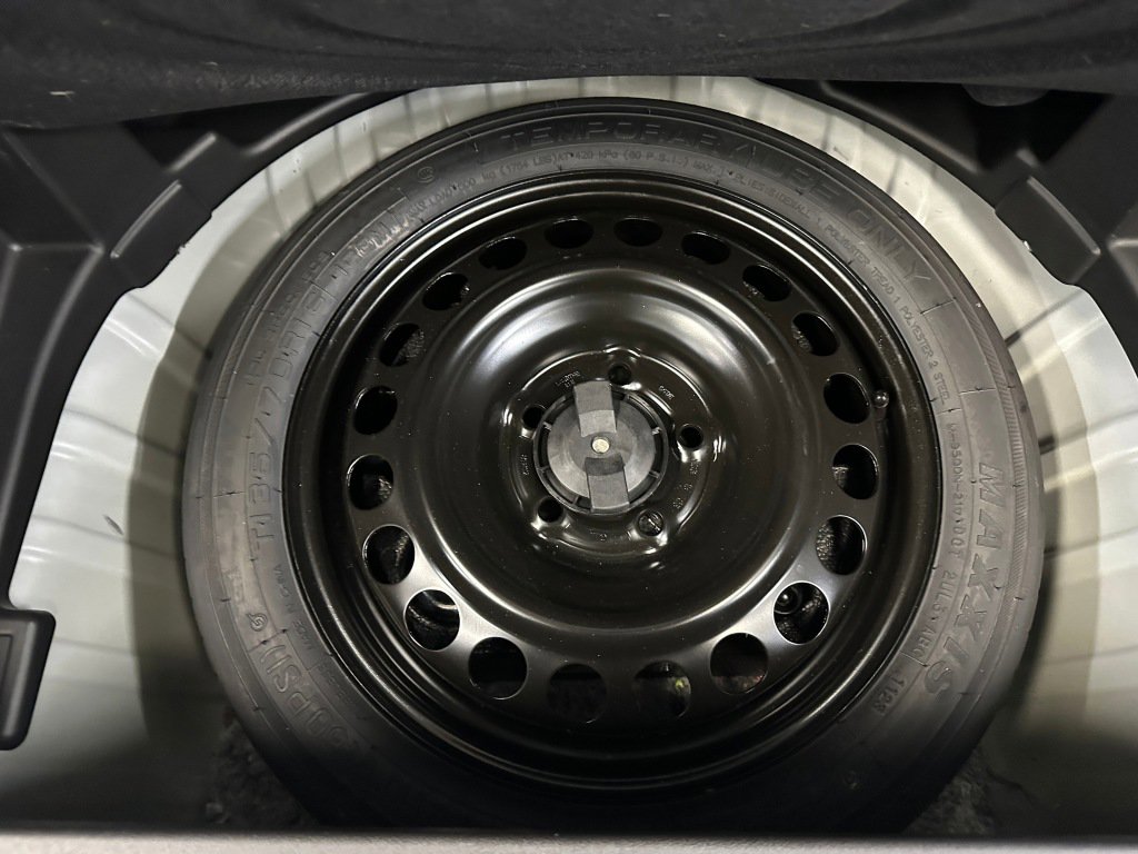 Certified 2024 Chevrolet Equinox LT w/ LPO, Floor Liner Package image 24