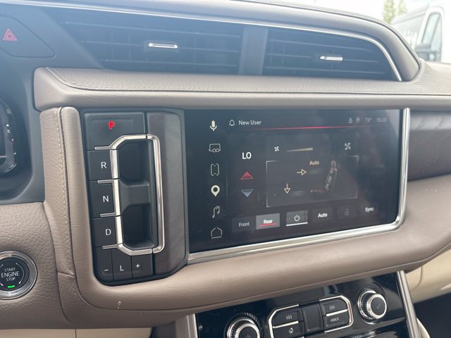 Used 2023 GMC Yukon Denali w/ Advanced Technology Package AWD/4WD image 39
