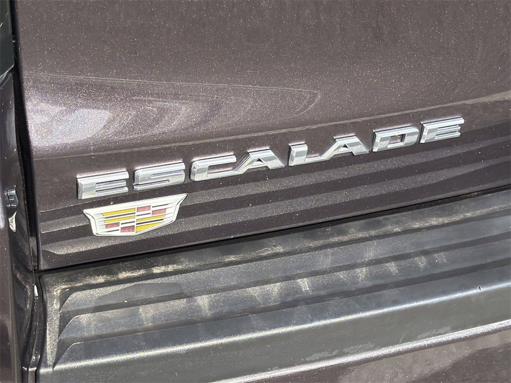 Used 2016 Cadillac Escalade ESV Premium image 29