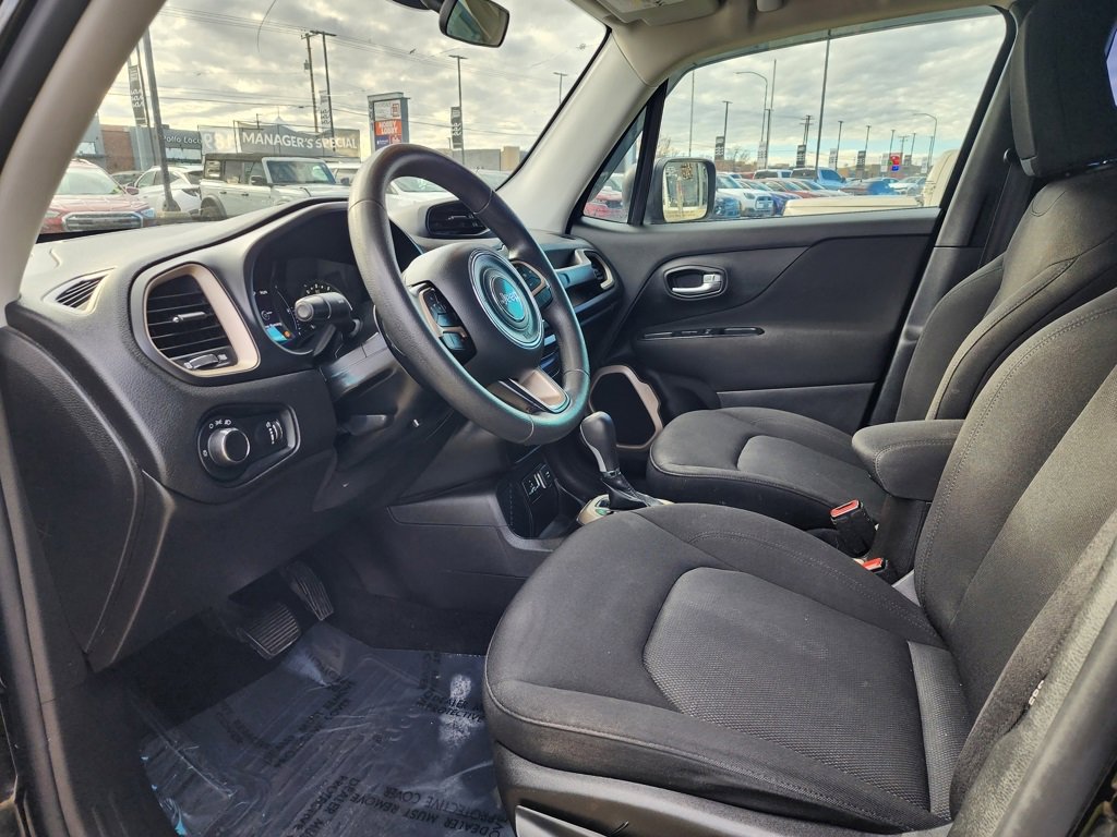 Used 2017 Jeep Renegade Sport w/ Power & Air Group image 9