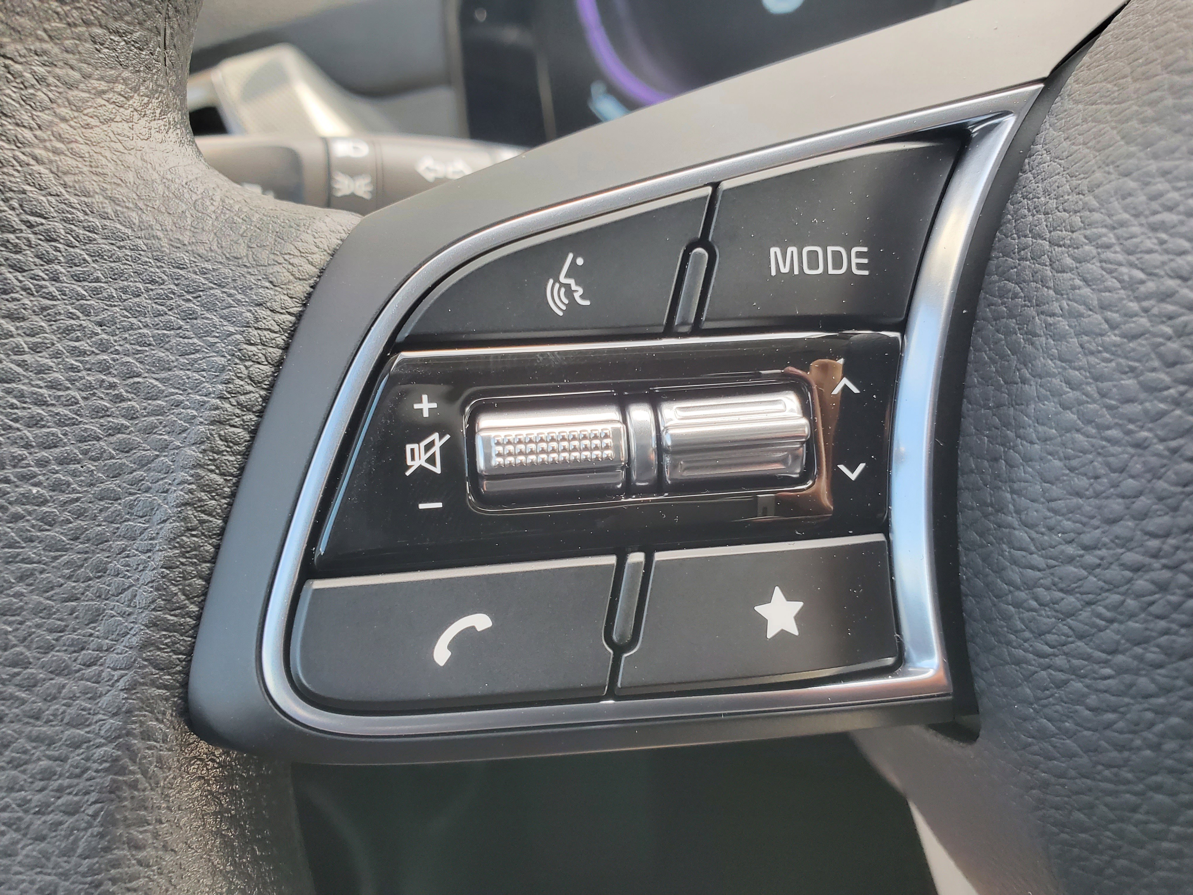 New 2026 Kia Seltos LX FWD image 23