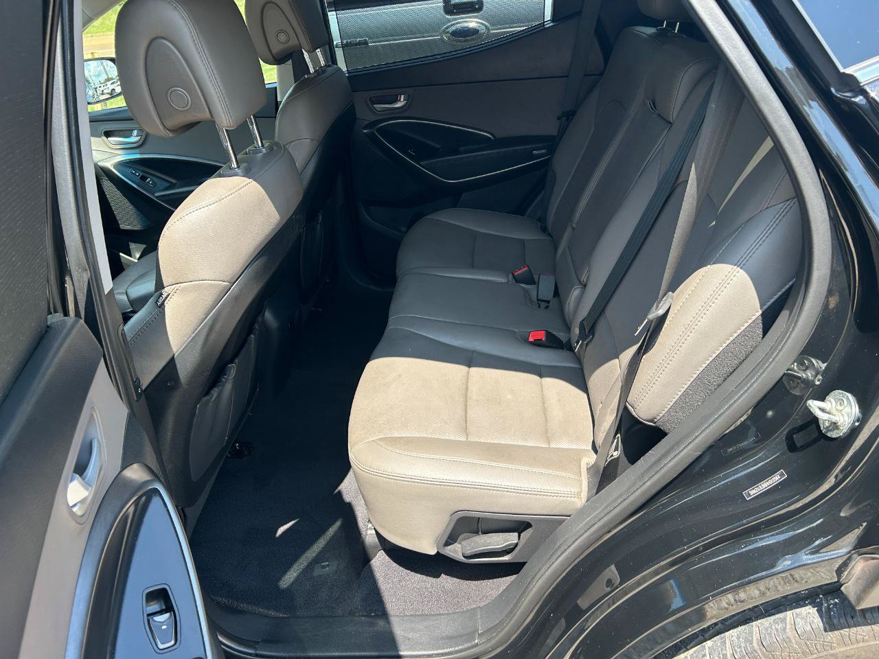 Used 2017 Hyundai Santa Fe Sport FWD image 12