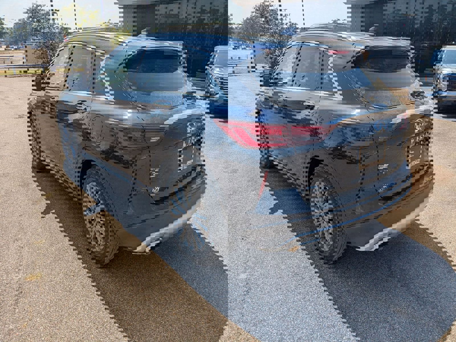 Used 2024 INFINITI QX50 Luxe image 3