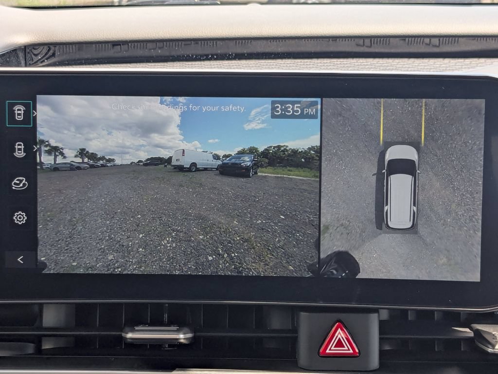 Used 2025 Kia Carnival SX Prestige FWD image 33