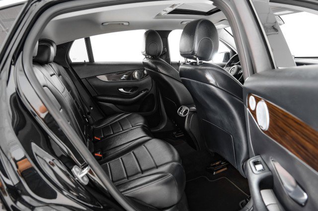 Used 2017 Mercedes-Benz GLC 300 4MATIC Coupe image 34