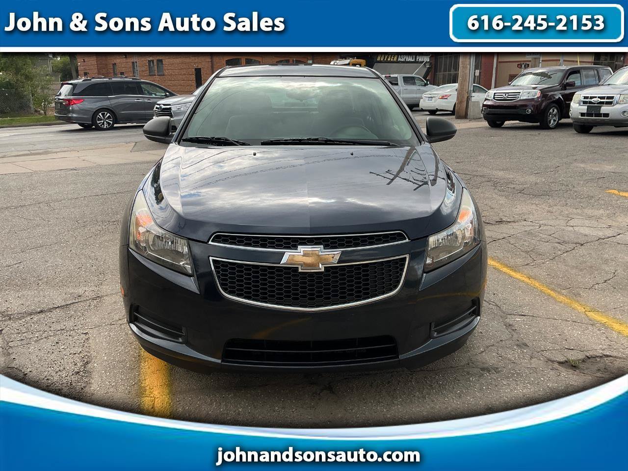 Used 2014 Chevrolet Cruze LT FWD image 1