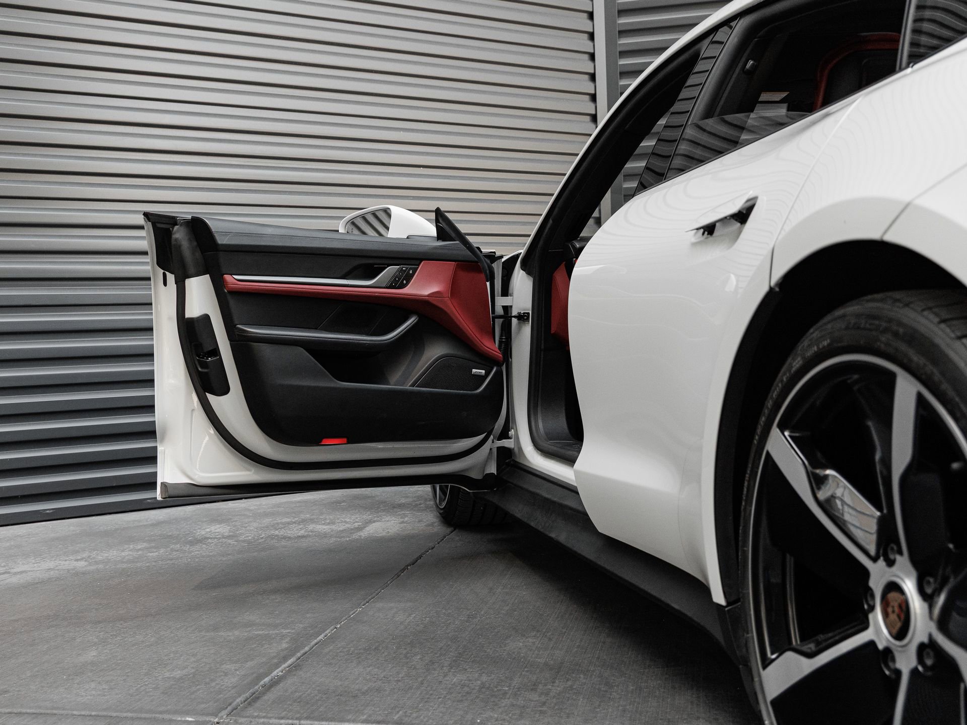 Certified 2023 Porsche Taycan RWD image 14