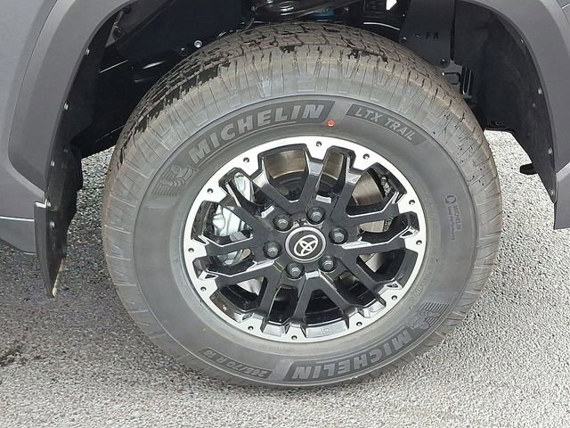 New 2026 Toyota Tundra SR5 image 10