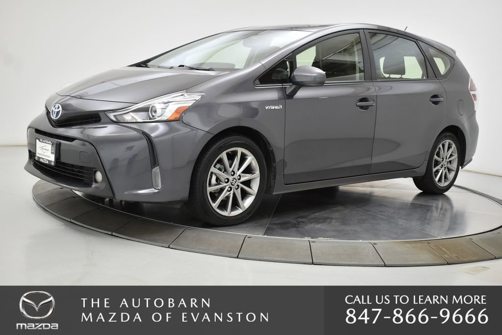 Used 2016 Toyota Prius V Five image 12