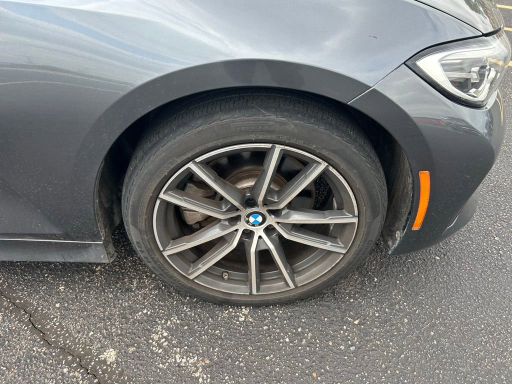 Used 2020 BMW 330i Sedan w/ Convenience Package RWD image 2