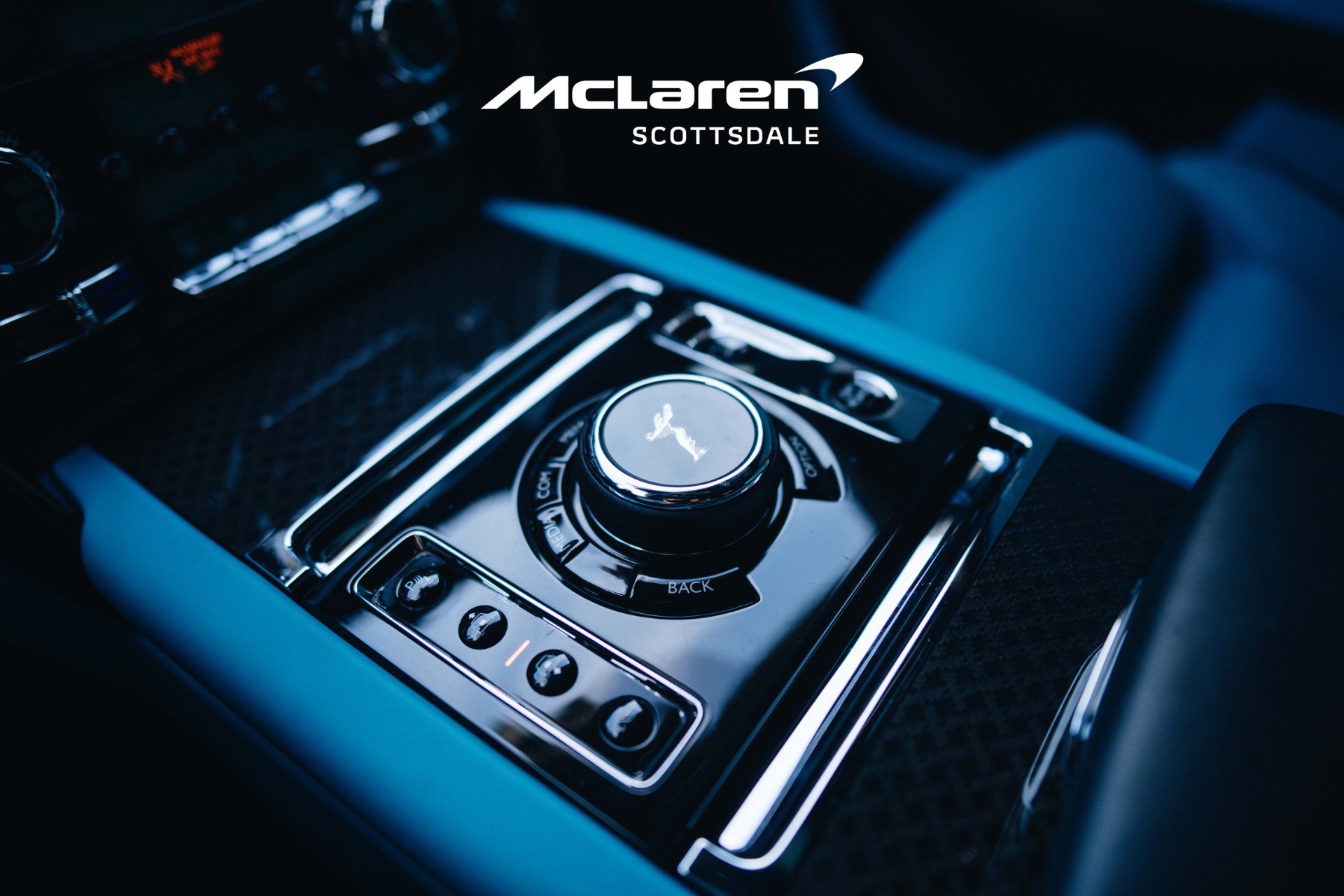 Used 2023 Rolls-Royce Cullinan Black Badge w/ Driver's Package image 33