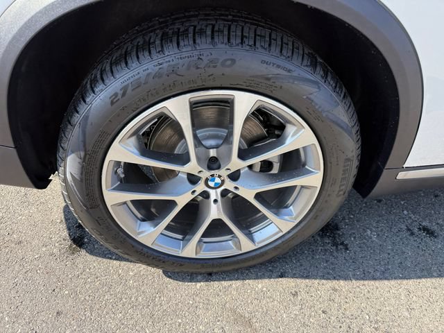 New 2026 BMW X5 xDrive40i w/ Climate Comfort Package AWD/4WD image 17