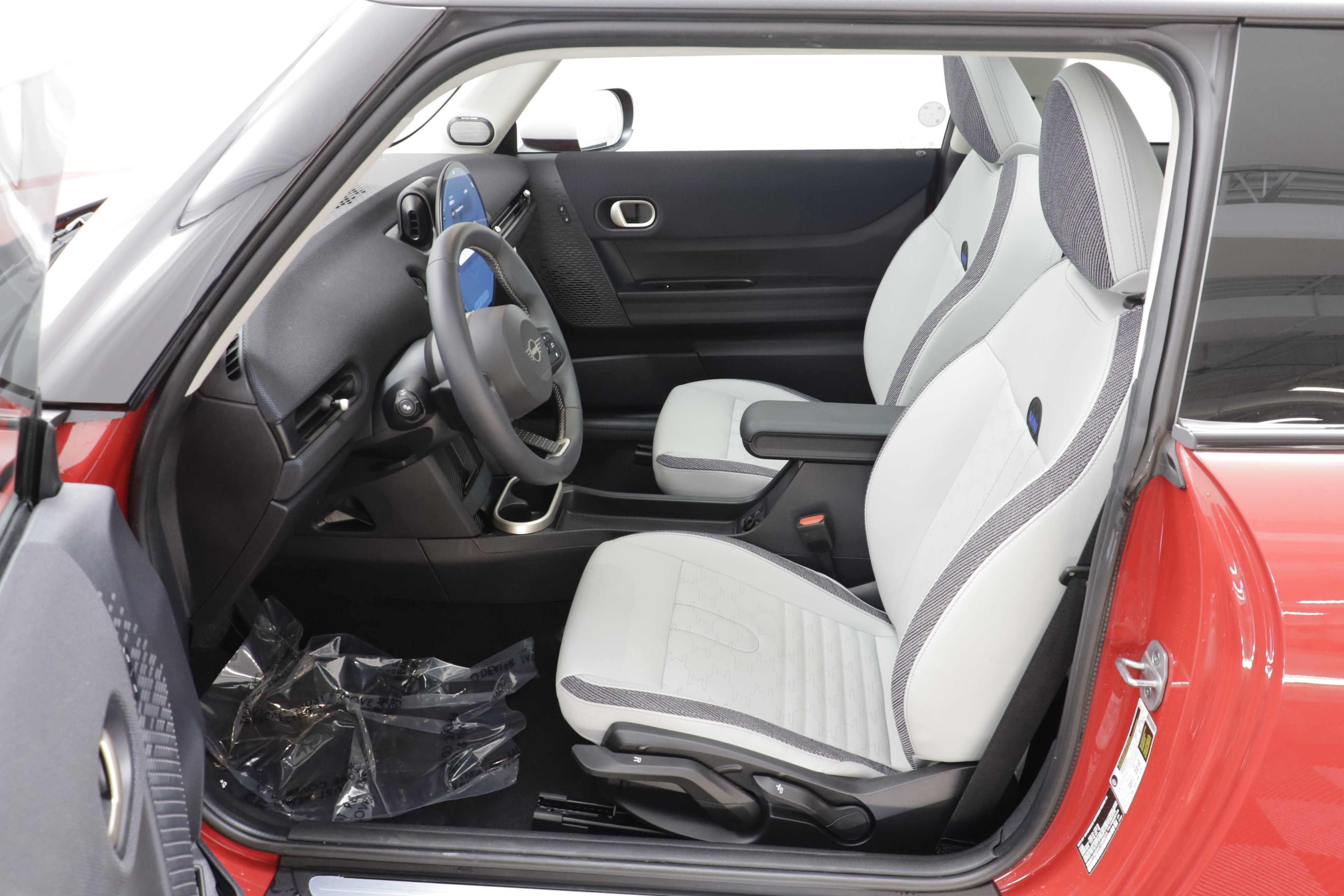 Certified 2026 MINI Cooper 2-Door Hardtop FWD image 6