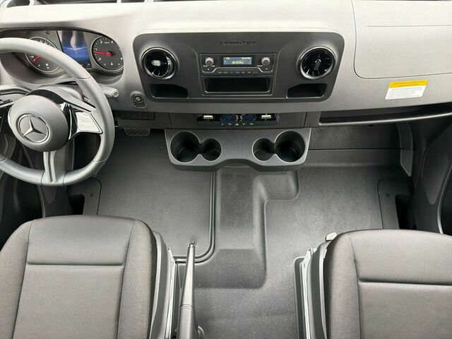 New 2026 Mercedes-Benz Sprinter 2500 image 12