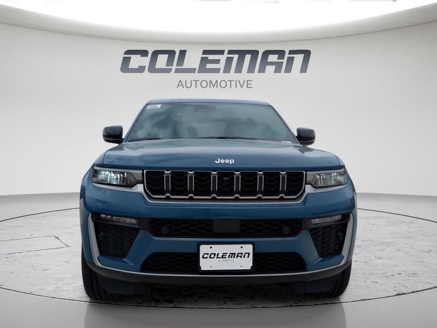 New 2026 Jeep Grand Cherokee Limited w/ Luxury Tech Group II AWD/4WD image 8